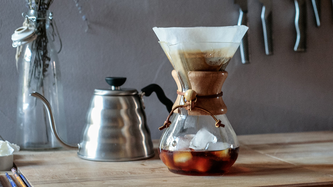 Chemex içerisinde Japanese Cold Brew